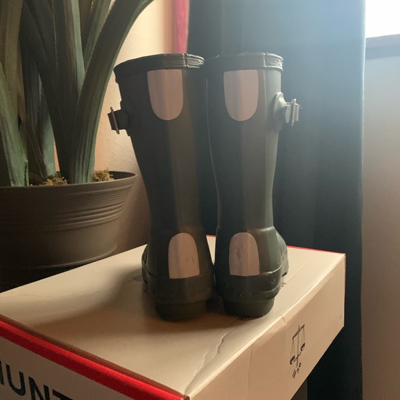 Toddler Hunter Boots - Picture 5 of 7